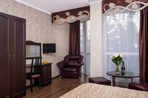 Victoria Hotel