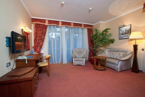 Primorie Grand Resort Hotel