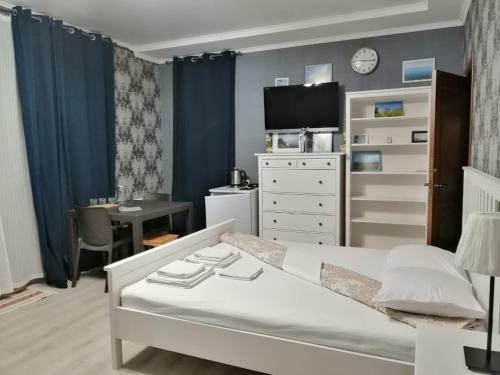 Hostal Guest House Semeinyi
