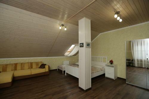 Hostal Guest House Semeinyi