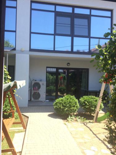 Hostal Guest House Semeinyi