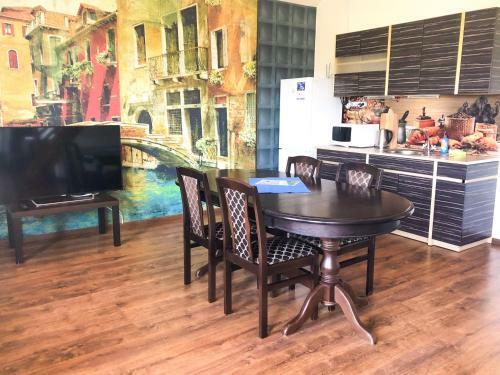 Hostal Omela Family
