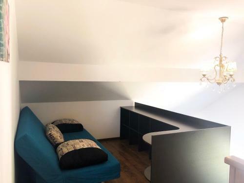 Hostal Omela Family