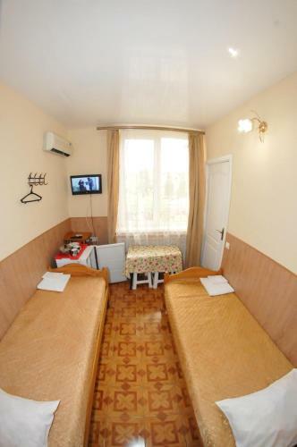 Hostal Guesthouse Domino
