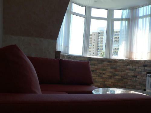 Apartment On Mayachnaya 35/7