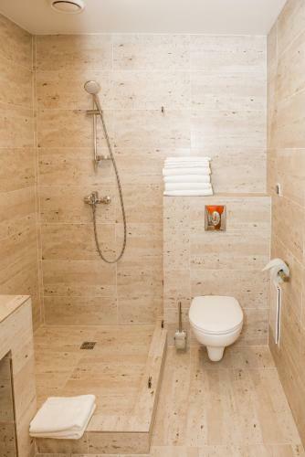 Hostal Dolce Vita Club