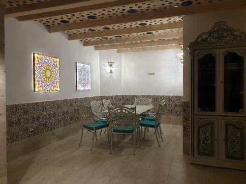 Hostal Dolce Vita Club