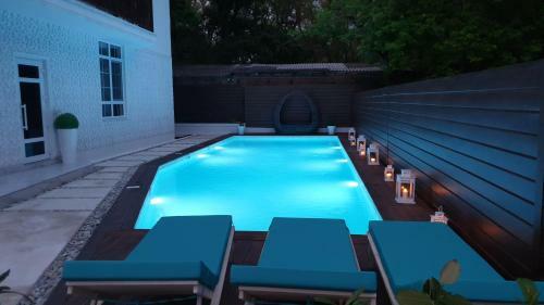 Hostal Dolce Vita Club