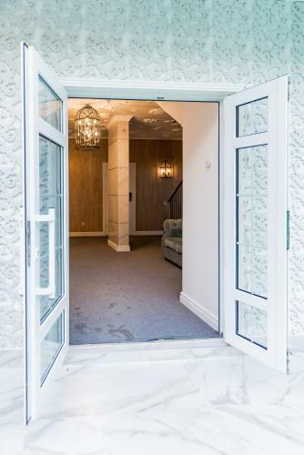 Hostal Dolce Vita Club