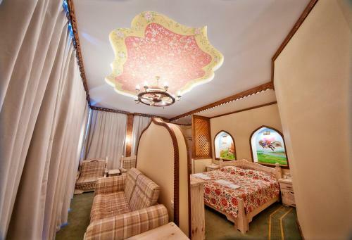 Zhar-ptitsa Hotel