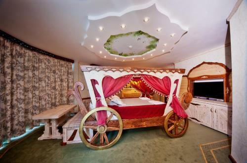 Zhar-ptitsa Hotel