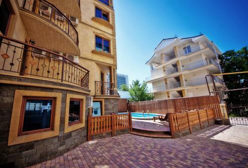 Zhar-ptitsa Hotel