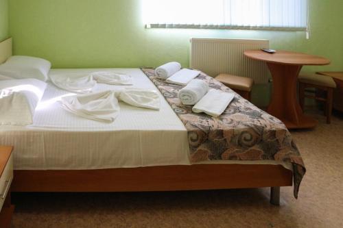 Hostal Argo Guest House