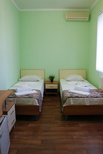 Hostal Argo Guest House