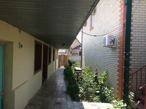Hostal Guesthouse On Kubanskaya 8