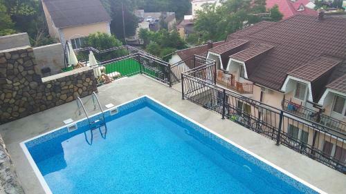 Hostal Guest House Lenart