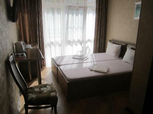 Hostal Gostevoy Dvor Parus Guest House