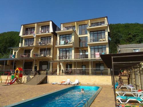 Hostal Gostevoy Dvor Parus Guest House