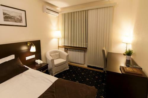 Vodoley Hotel