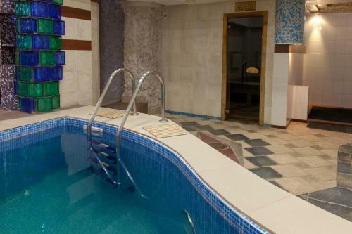 Vodoley Hotel