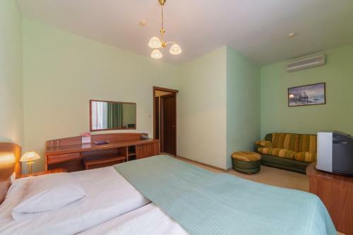 Aquatori Club Hotel