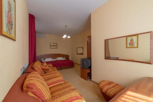 Aquatori Club Hotel