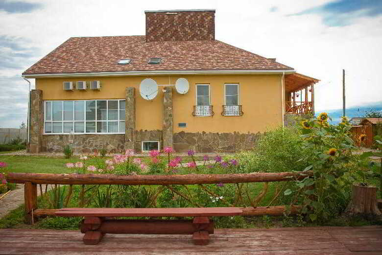 Premier Hotel