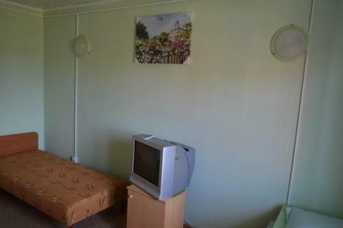 Hotel Guest House On Azovskiy 2 G