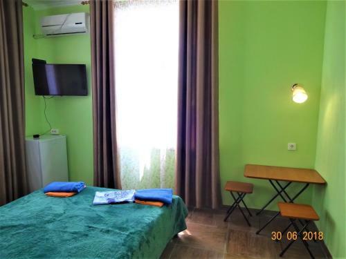 Hostal Guest House Azovsafari