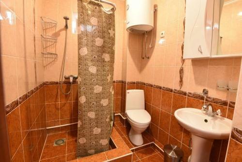 Hostal Dionis Guest House