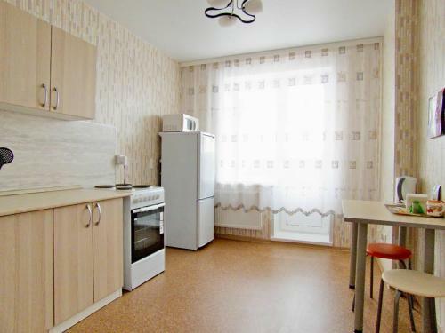 Apartment On Frontovaya 4