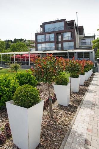 Romantique Dojran Hotel