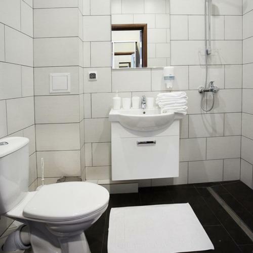 Hostal Celinburg Guest House