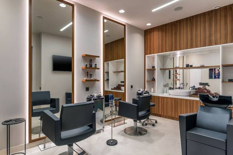 Crystal House Suite Hotel & Spa