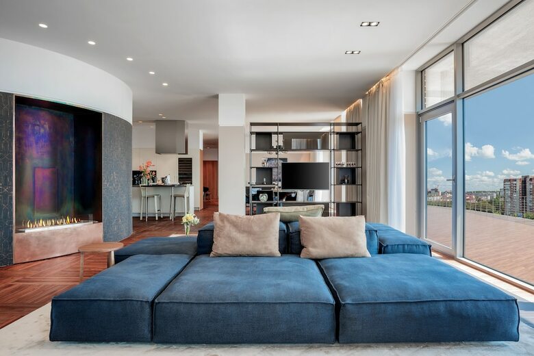 Crystal House Suite Hotel & Spa