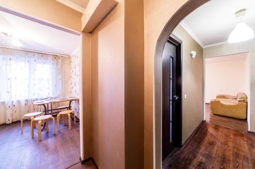 Kzn Apartments: Black&white