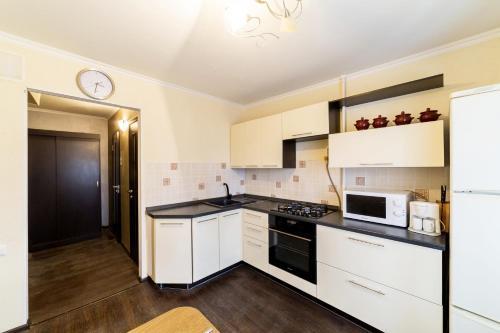 Kzn Apartments: Black&white