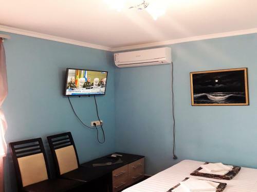 Hostal Lazurny Bereg Guest House