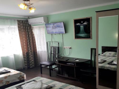 Hostal Lazurny Bereg Guest House