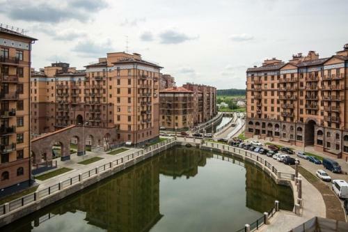Apartments By Airpoint Terminal D