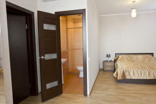 Aviator Hotel