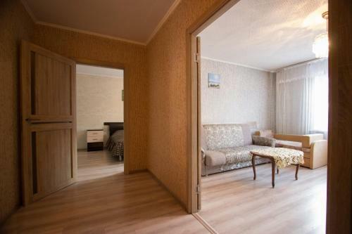 Apartment On Vesny, 9 By Krasstalker