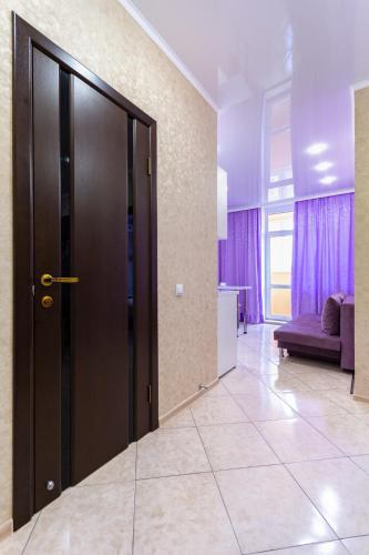 Apartment On Sarabeeva 5/1