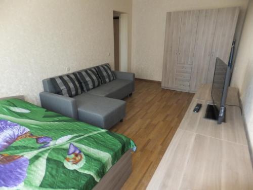 Apartment On Stavropolskay 107/8