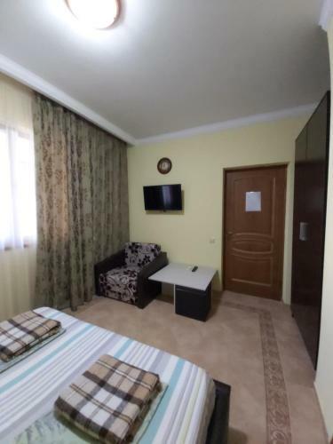 Hostal Tri Pykhty Guest House