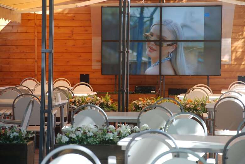 Hostal Hotel "peak Season"