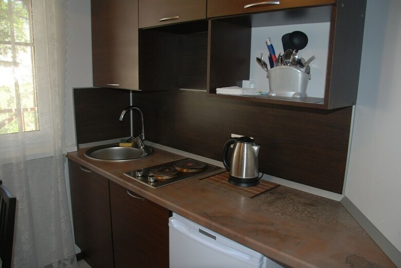 Hostal Hotel "peak Season"