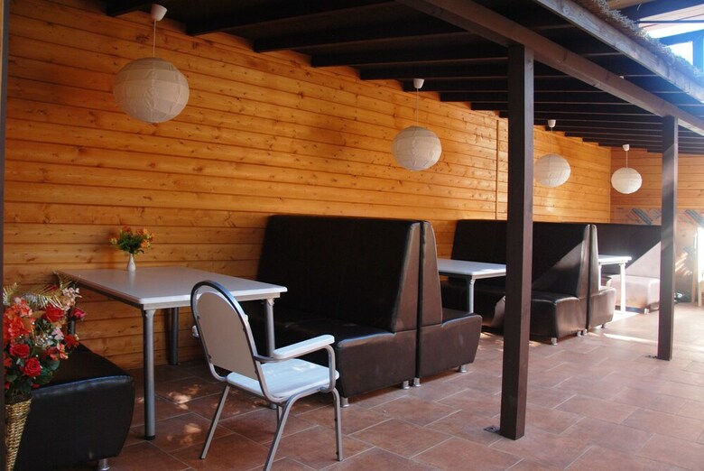 Hostal Hotel "peak Season"