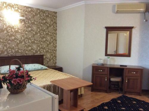 Hostal Jemchujina Guest House