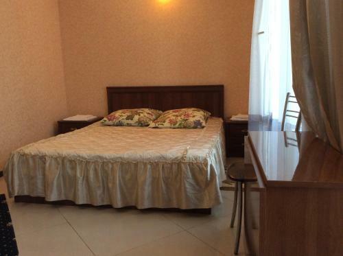 Hostal Jemchujina Guest House